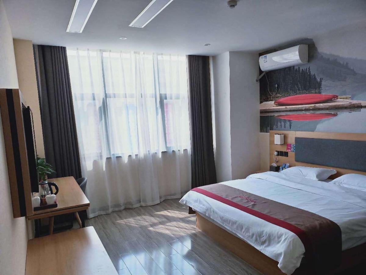 Thank Inn Chain Hotel Anhui Bengbu South Railway Station エクステリア 写真